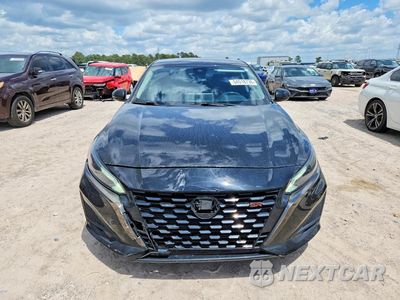 Piąte zdjęcie samochodu w środku: 2023 NISSAN ALTIMA SR VIN:1N4BL4CV1PN397641 - miniatura