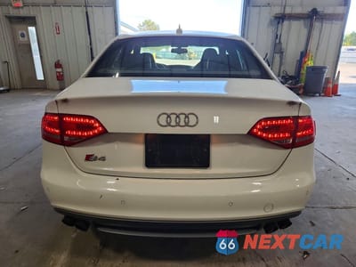 Zdjęcie 6 z 12 samochodu: 2012 AUDI S4 PRESTIGE VIN:WAUKGAFL8CA115730 - miniatura