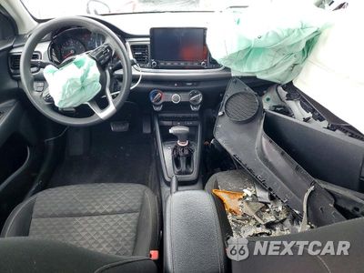 Zdjęcie 8 z 12 samochodu: 2021 KIA RIO S VIN:3KPA24AD4ME380349 - miniatura