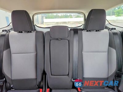 Zdjęcie 10 z 13 samochodu: 2017 FORD ESCAPE SE VIN:1FMCU9GD7HUD28868 - miniatura