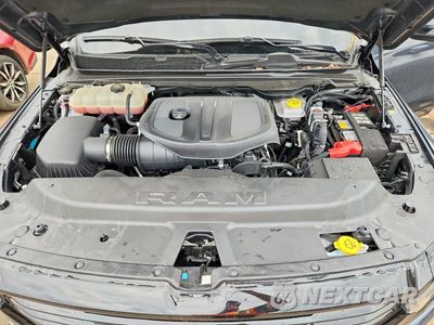 Zdjęcie 11 z 12 samochodu: 2025 RAM 1500 LARAMIE VIN:1C6SRFJP7SN764907 - miniatura