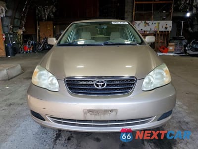Piąte zdjęcie samochodu w środku: 2005 TOYOTA COROLLA LE VIN:1NXBR32E05Z544647 - miniatura