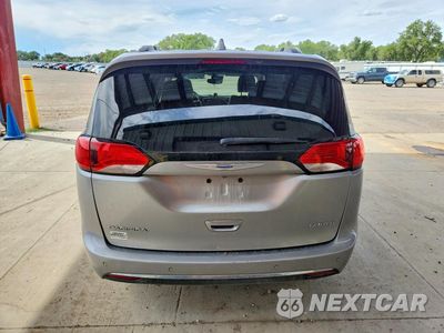 Zdjęcie 6 z 13 samochodu: 2018 CHRYSLER PACIFICA LIMITED VIN:2C4RC1GG5JR314757 - miniatura