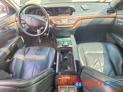Zdjęcie 8 z 12 samochodu: 2007 MERCEDES-BENZ S 550 4MATIC VIN:WDDNG86X67A131464 - miniatura