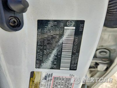 Zdjęcie 13 z 13 samochodu: 2005 TOYOTA CAMRY LE VIN:4T1BE32K55U561462 - miniatura