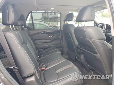 Zdjęcie 11 z 14 samochodu: 2025 HONDA PILOT TOURING VIN:5FNYG1H78SB048033 - miniatura