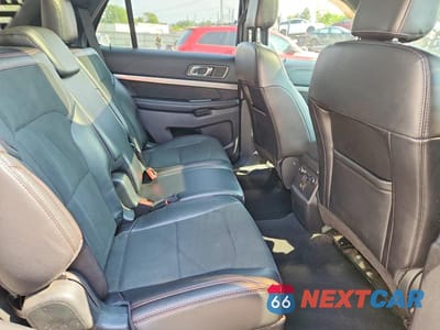 Zdjęcie 11 z 13 samochodu: 2019 FORD EXPLORER XLT VIN:1FM5K8D83KGA81712 - miniatura