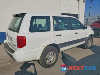 Trzecie zdjęcie samochodu z tyłu: 2005 HONDA PILOT LX VIN:2HKYF18155H571983 - miniatura