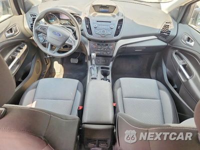 Zdjęcie 8 z 12 samochodu: 2017 FORD ESCAPE SE VIN:1FMCU0GD7HUD26064 - miniatura