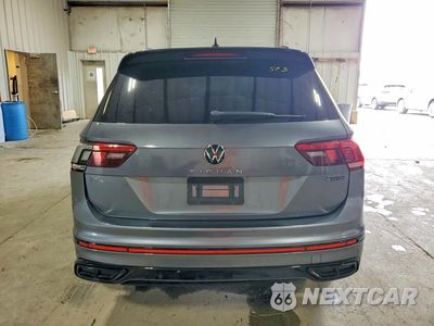 Zdjęcie 6 z 13 samochodu: 2022 VOLKSWAGEN TIGUAN SE R-LINE BLACK VIN:3VV8B7AX6NM001807 - miniatura