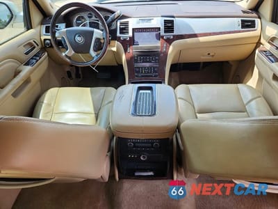 Zdjęcie 8 z 13 samochodu: 2013 CADILLAC ESCALADE ESV PREMIUM VIN:1GYS4JEF0DR114219 - miniatura