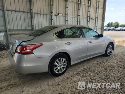 Trzecie zdjęcie samochodu z tyłu: 2013 NISSAN ALTIMA 2.5 VIN:1N4AL3AP5DC162063 - miniatura