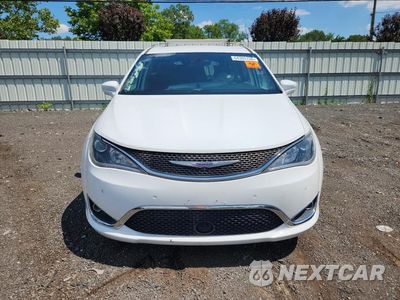 Piąte zdjęcie samochodu w środku: 2020 CHRYSLER PACIFICA TOURING VIN:2C4RC1FG1LR121719 - miniatura