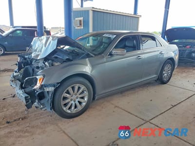 2012 CHRYSLER 300 LIMITED 2C3CCACG1CH316563 - główne zdjęcie licytacji z USA - miniatura