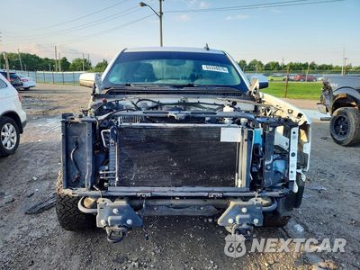 Piąte zdjęcie samochodu w środku: 2018 CHEVROLET SILVERADO K1500 LT VIN:2GCVKREC6J1102867 - miniatura