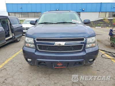 Piąte zdjęcie samochodu w środku: 2009 CHEVROLET SUBURBAN K1500 LT VIN:1GNFK263X9R264361 - miniatura
