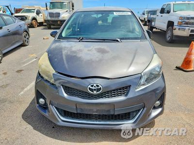 Piąte zdjęcie samochodu w środku: 2012 TOYOTA YARIS 5-DOOR L VIN:JTDKTUD36CD535729 - miniatura