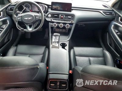 Zdjęcie 8 z 13 samochodu: 2022 GENESIS G70 2.0T VIN:KMTG34TA4NU098369 - miniatura