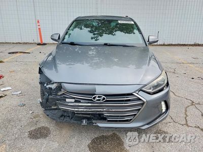 Piąte zdjęcie samochodu w środku: 2017 HYUNDAI ELANTRA LIMITED VIN:KMHD84LFXHU067383 - miniatura