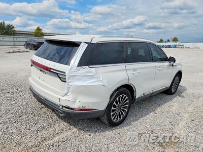 Trzecie zdjęcie samochodu z tyłu: 2022 LINCOLN AVIATOR RESERVE VIN:5LM5J7XC7NGL07992 - miniatura