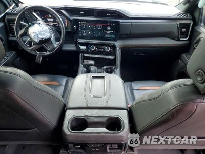 Zdjęcie 8 z 12 samochodu: 2022 GMC SIERRA K1500 AT4 VIN:1GTUUEET1NZ576575 - miniatura
