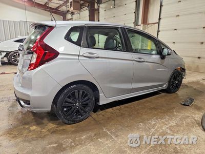 Trzecie zdjęcie samochodu z tyłu: 2018 HONDA FIT SPORT VIN:3HGGK5G66JM716093 - miniatura