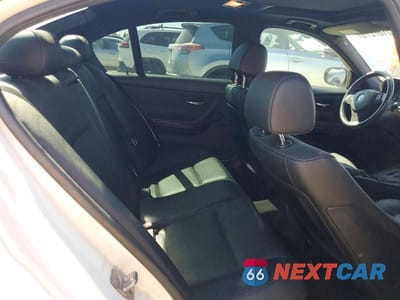 Zdjęcie 10 z 12 samochodu: 2011 BMW 335 D VIN:WBAPN7C59BA782101 - miniatura