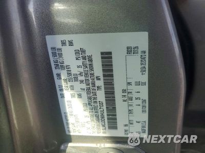 Zdjęcie 12 z 12 samochodu: 2017 LINCOLN MKC RESERVE VIN:5LMCJ3D90HUL71337 - miniatura
