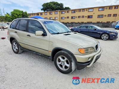 Czwarte zdjęcie samochodu z boku: 2001 BMW X5 3.0I VIN:WBAFA53501LM83532 - miniatura