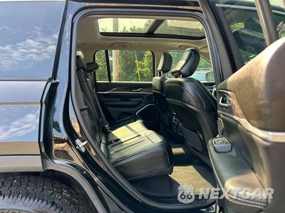 Zdjęcie 8 z 10 samochodu: 2024 JEEP GRAND CHEROKEE LIMITED 4XE VIN:1C4RJYB64R8957976 - miniatura