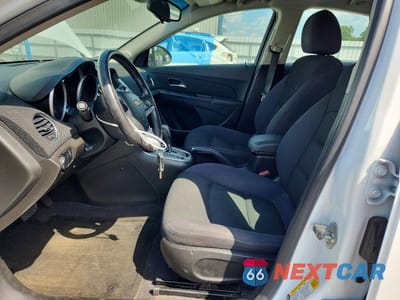 Zdjęcie 7 z 12 samochodu: 2013 CHEVROLET CRUZE LT VIN:1G1PC5SB2D7115979 - miniatura