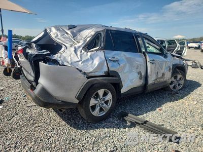 Trzecie zdjęcie samochodu z tyłu: 2025 TOYOTA RAV4 XLE VIN:2T3W1RFV5SC325595 - miniatura