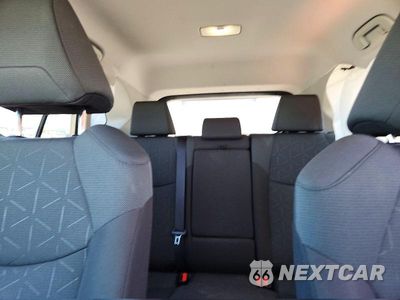 Zdjęcie 10 z 13 samochodu: 2025 TOYOTA RAV4 XLE VIN:2T3P1RFV7SW509181 - miniatura