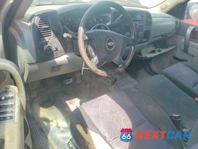 Zdjęcie 8 z 12 samochodu: 2013 CHEVROLET SILVERADO K2500 HEAVY DUTY VIN:1GC2KVCG7DZ134577 - miniatura