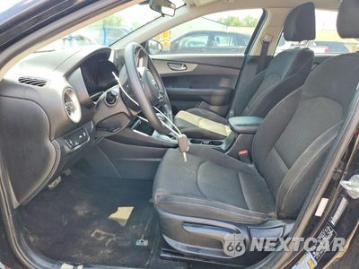 Zdjęcie 7 z 12 samochodu: 2020 KIA FORTE LXS VIN:3KPF24AD4LE238698 - miniatura