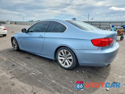 Drugie zdjęcie samochodu z przodu: 2012 BMW 328 I VIN:WBAKE3C57CE770347 - miniatura