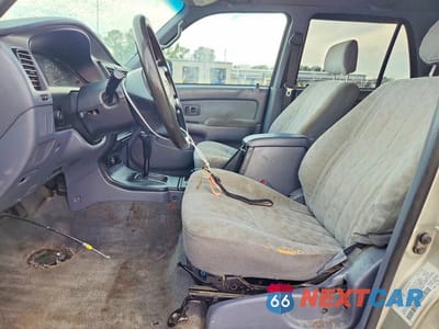 Zdjęcie 7 z 13 samochodu: 2000 TOYOTA 4RUNNER BASE VIN:JT3GM84R0Y0063450 - miniatura