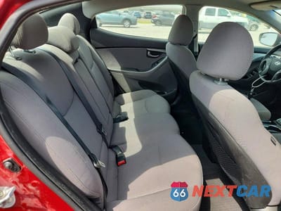 Zdjęcie 10 z 12 samochodu: 2016 HYUNDAI ELANTRA SE VIN:5NPDH4AEXGH704330 - miniatura
