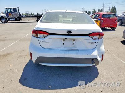 Zdjęcie 6 z 13 samochodu: 2021 TOYOTA COROLLA LE VIN:JTDEAMDE5MJ015304 - miniatura