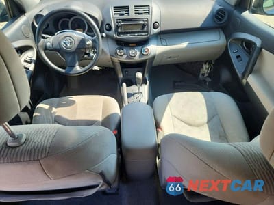 Zdjęcie 8 z 13 samochodu: 2012 TOYOTA RAV4 BASE VIN:2T3BF4DVXCW187882 - miniatura