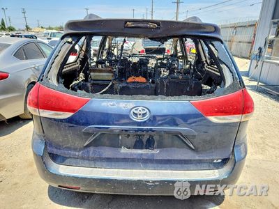 Zdjęcie 6 z 12 samochodu: 2011 TOYOTA SIENNA LE VIN:5TDKK3DC2BS142276 - miniatura