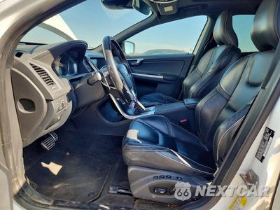 Zdjęcie 7 z 13 samochodu: 2017 VOLVO XC60 T6 R-DESIGN PLATINUM VIN:YV449MRS3H2132668 - miniatura