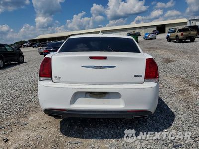 Zdjęcie 6 z 13 samochodu: 2020 CHRYSLER 300 TOURING VIN:2C3CCAAG3LH137508 - miniatura