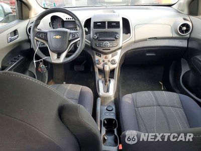 Zdjęcie 8 z 12 samochodu: 2013 CHEVROLET SONIC LT VIN:1G1JC5SG8D4174666 - miniatura