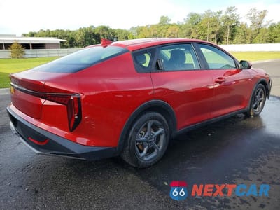 Trzecie zdjęcie samochodu z tyłu: 2025 KIA K4 LXS VIN:3KPFT4DE7SE033635 - miniatura