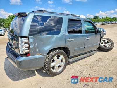 Trzecie zdjęcie samochodu z tyłu: 2008 CHEVROLET TAHOE K1500 VIN:1GNFK13028R249257 - miniatura