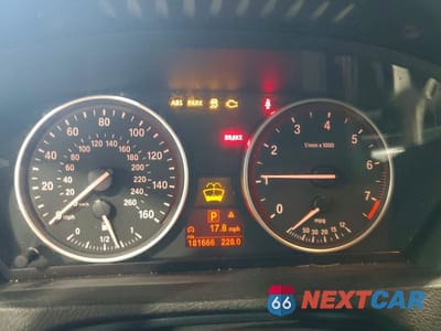 Zdjęcie 9 z 13 samochodu: 2013 BMW X5 XDRIVE35I VIN:5UXZV4C58D0E03223 - miniatura