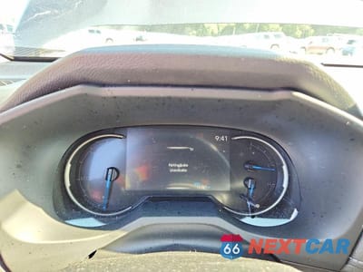 Zdjęcie 9 z 13 samochodu: 2025 TOYOTA RAV4 LE VIN:JTMMWRFV5SD302595 - miniatura