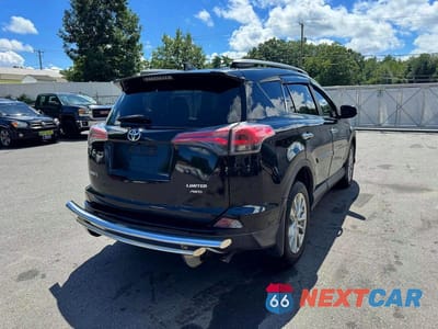 Trzecie zdjęcie samochodu z tyłu: 2018 TOYOTA RAV4 LIMITED VIN:2T3DFREV9JW798889 - miniatura
