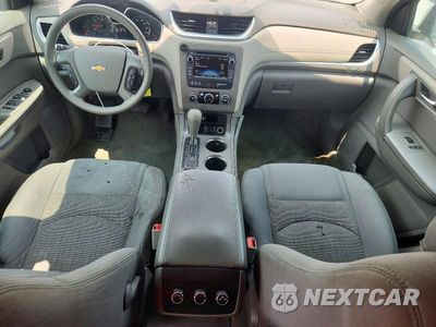 Zdjęcie 8 z 13 samochodu: 2017 CHEVROLET TRAVERSE LS VIN:1GNKRFED4HJ153619 - miniatura
